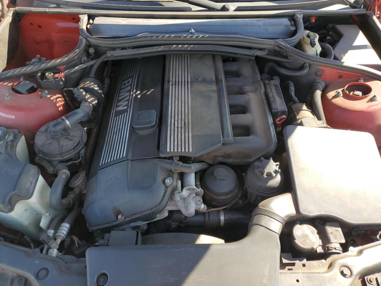 WBAET37414NH04630 2004 BMW 325 I