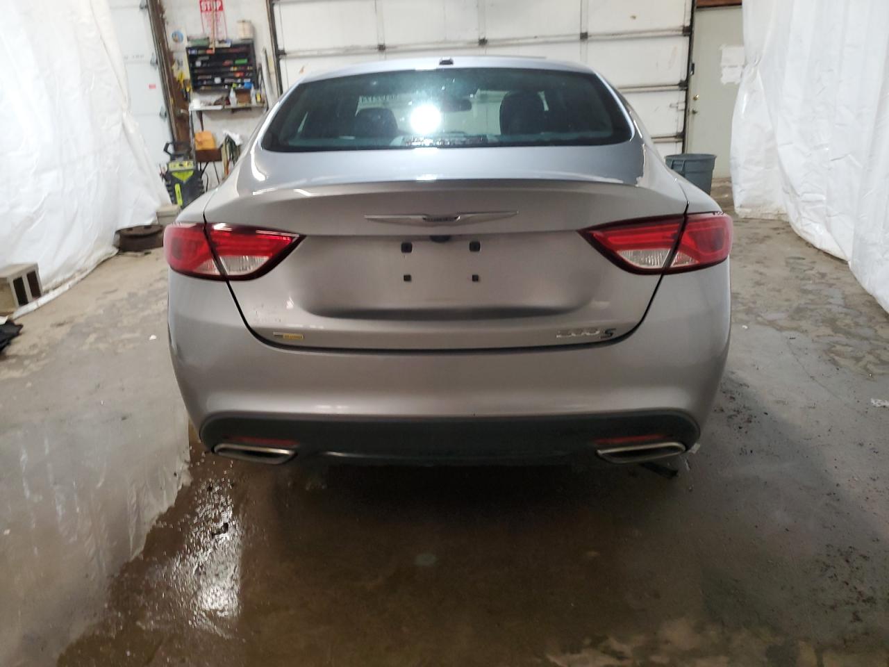 1C3CCCBG1FN700688 2015 Chrysler 200 S