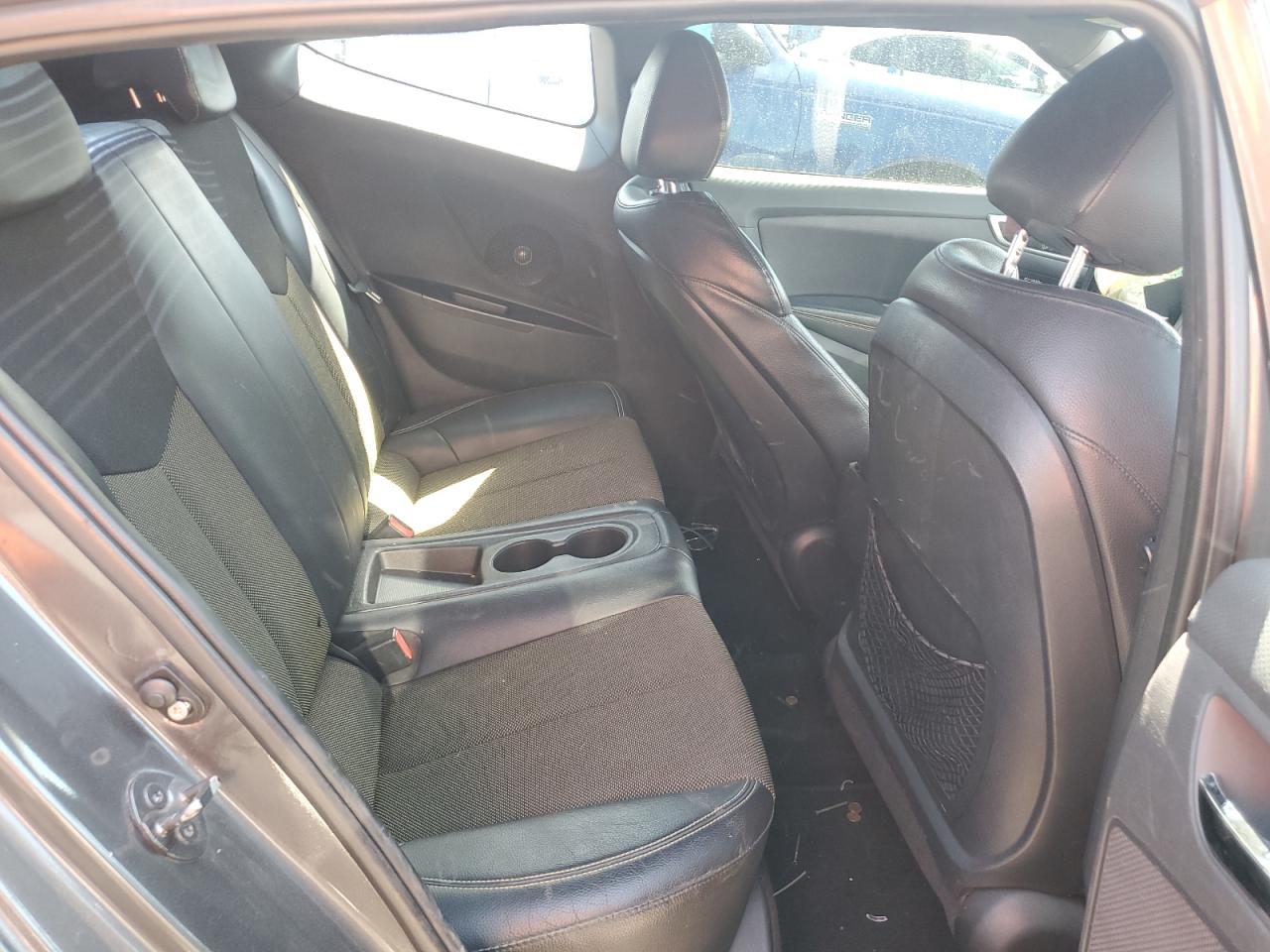 KMHTC6AD1GU253318 2016 Hyundai Veloster