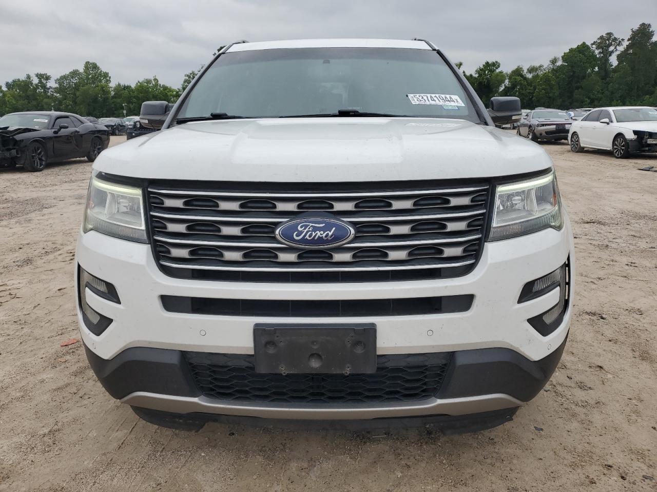 1FM5K7D83HGB45234 2017 Ford Explorer Xlt