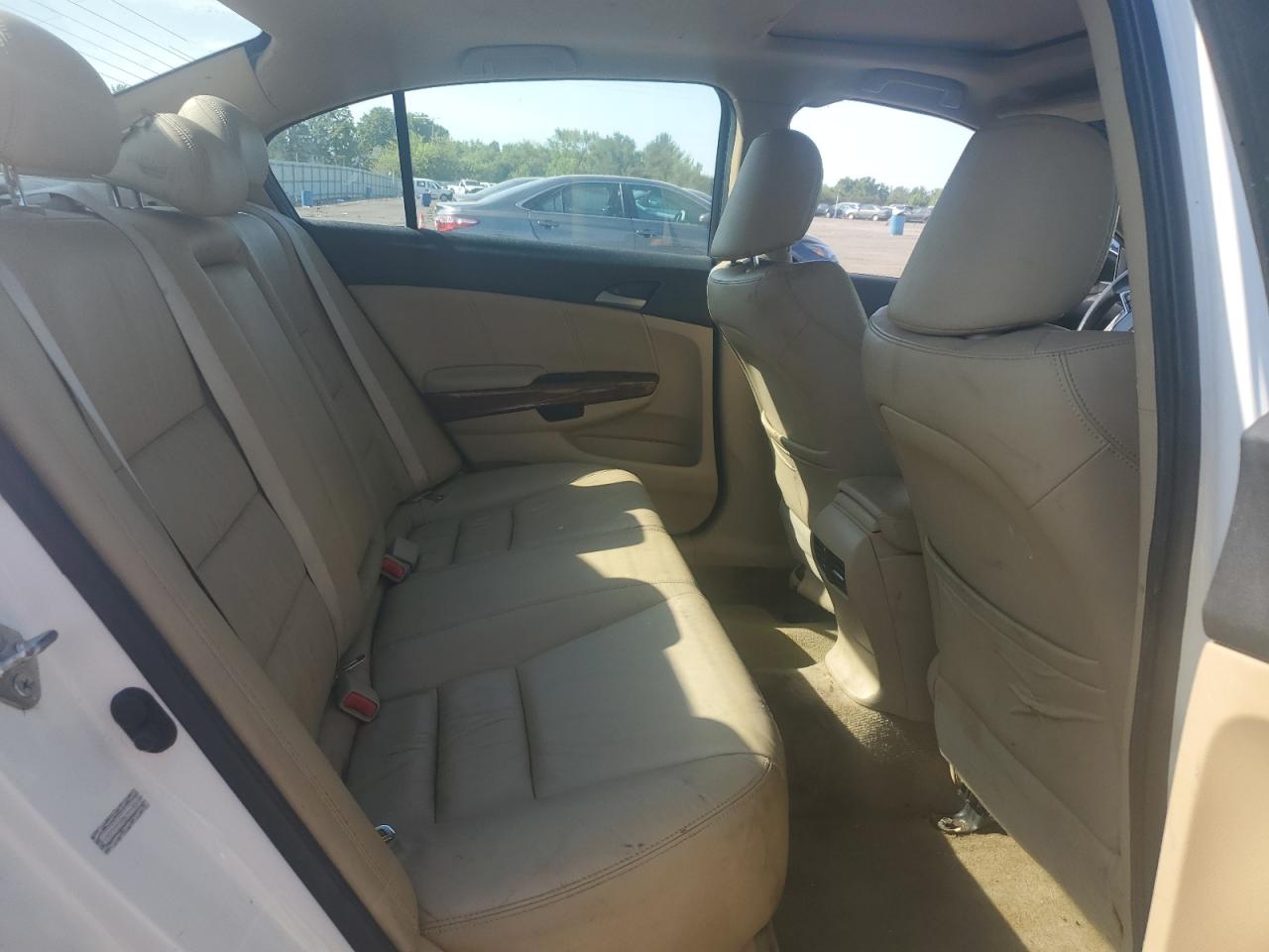 1HGCP3F89BA004098 2011 Honda Accord Exl