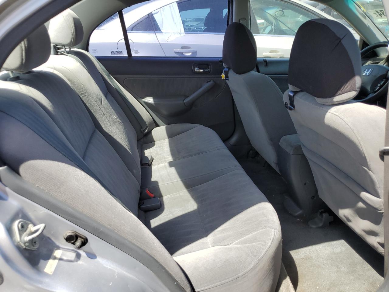 2HGES16563H611158 2003 Honda Civic Lx