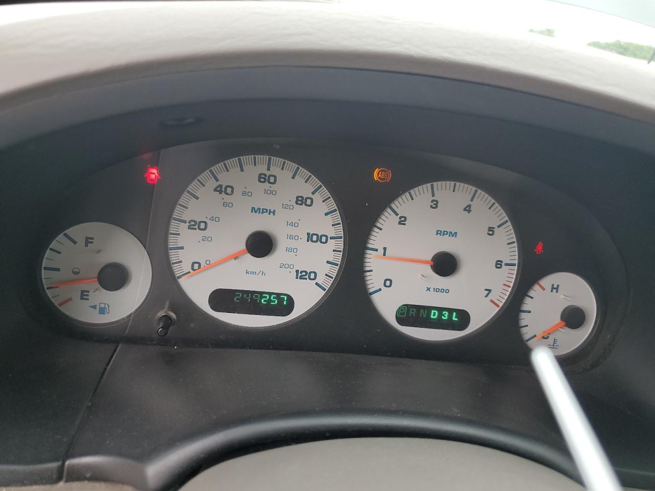 2B4GP44352R701077 2002 Dodge Grand Caravan Sport