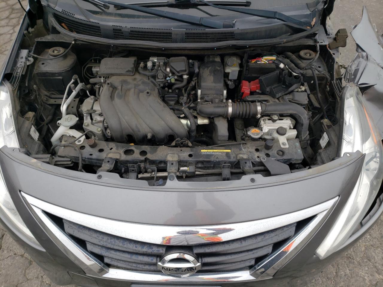 3N1CN7AP0JL886329 2018 Nissan Versa S