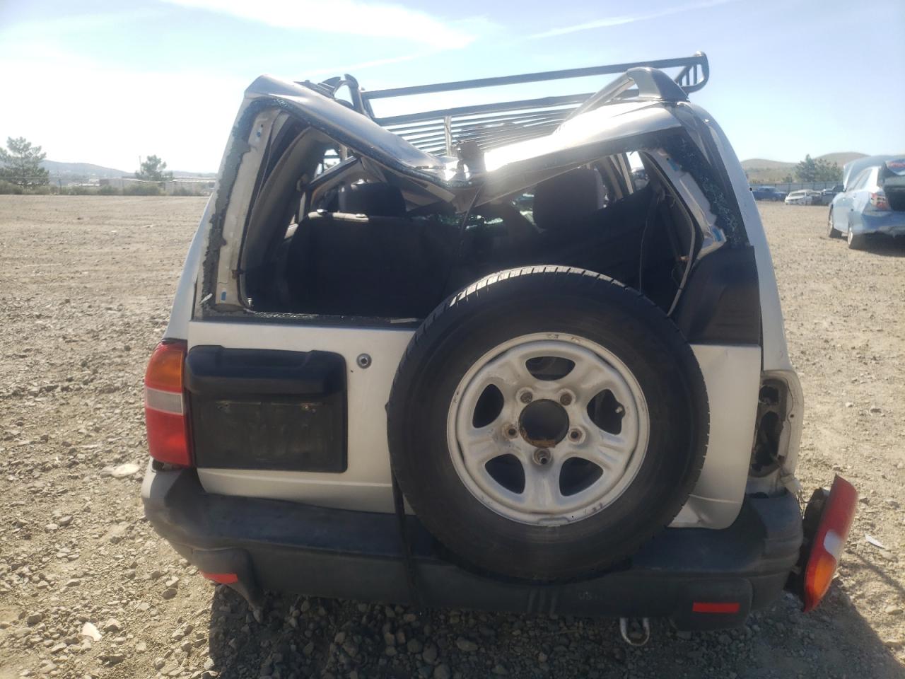 2CNBJ13C0X6911475 1999 Chevrolet Tracker