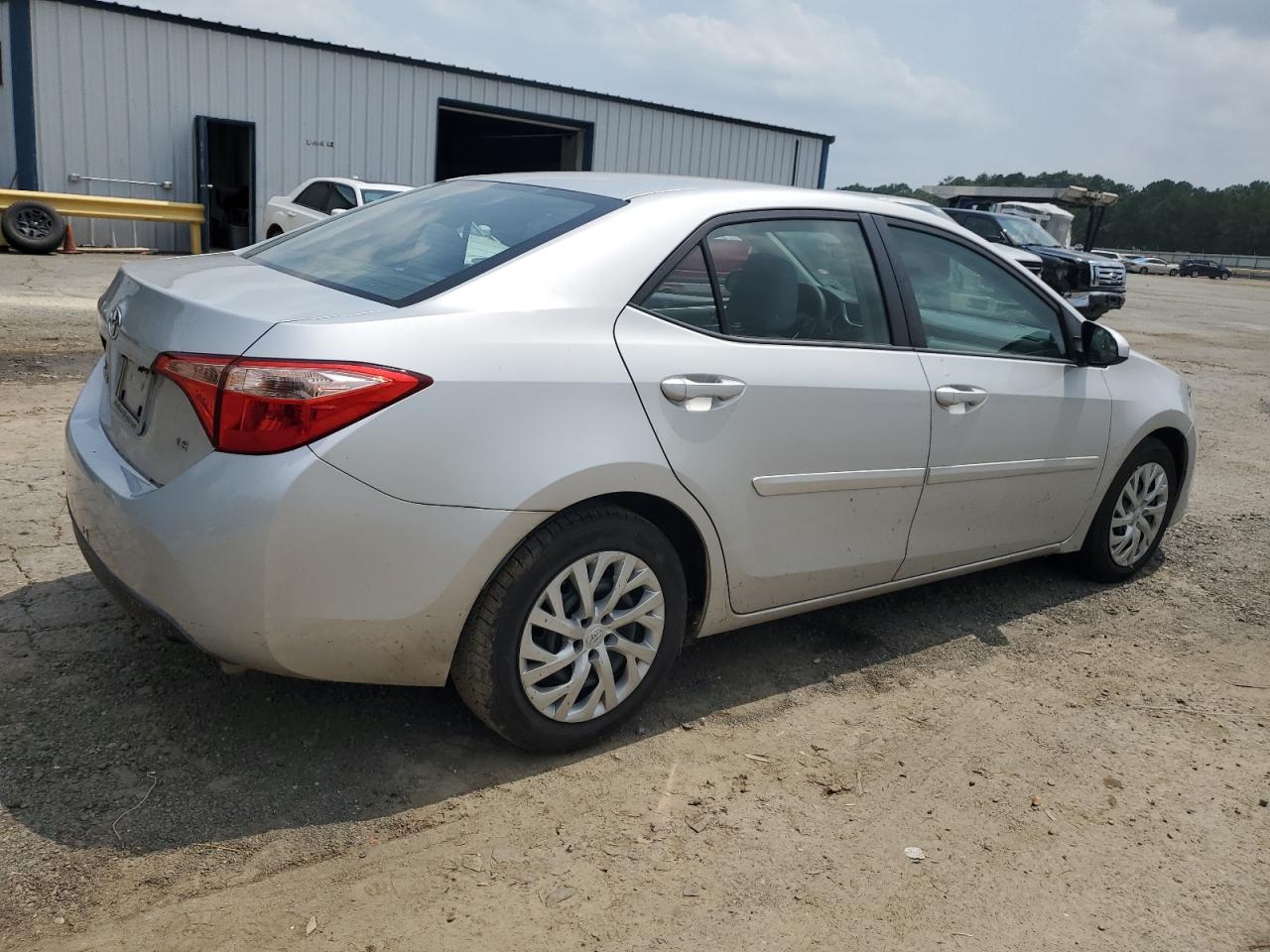 5YFBURHE0HP709658 TOYOTA COROLLA 2017