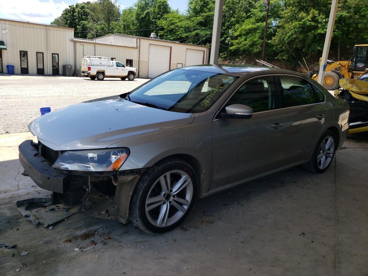 1VWBM7A31DC027658 2013 Volkswagen Passat Se