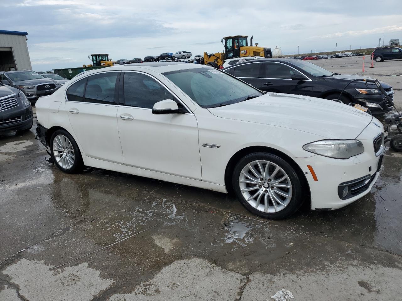 2014 BMW 528 Xi vin: WBA5A7C58ED615878