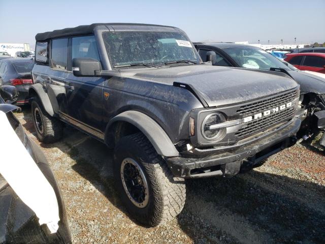 2022 Ford Bronco Base VIN: 1FMEE5DH4NLA72910 Lot: 54422994