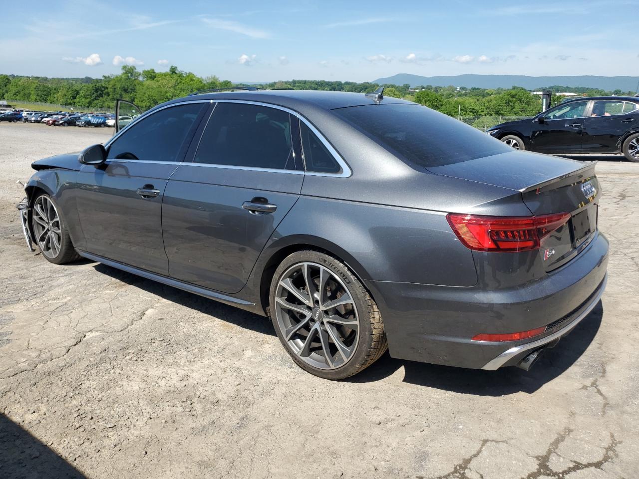 WAUB4BF43JA003471 2018 Audi S4 Premium Plus