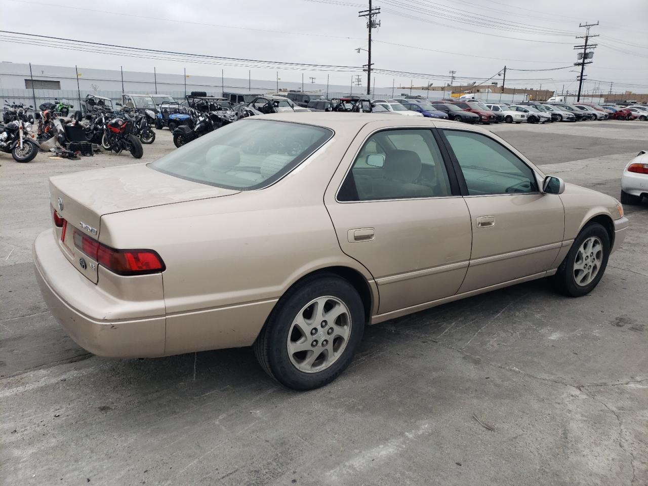 JT2BF28K9X0157571 1999 Toyota Camry Le