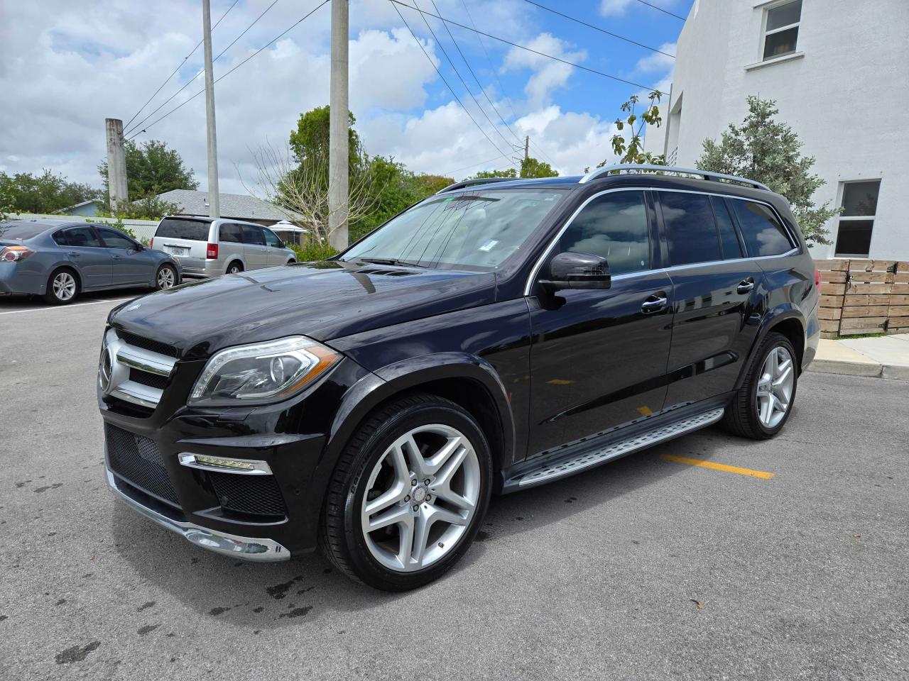 4JGDF7DE1DA225893 2013 Mercedes-Benz Gl 550 4Matic