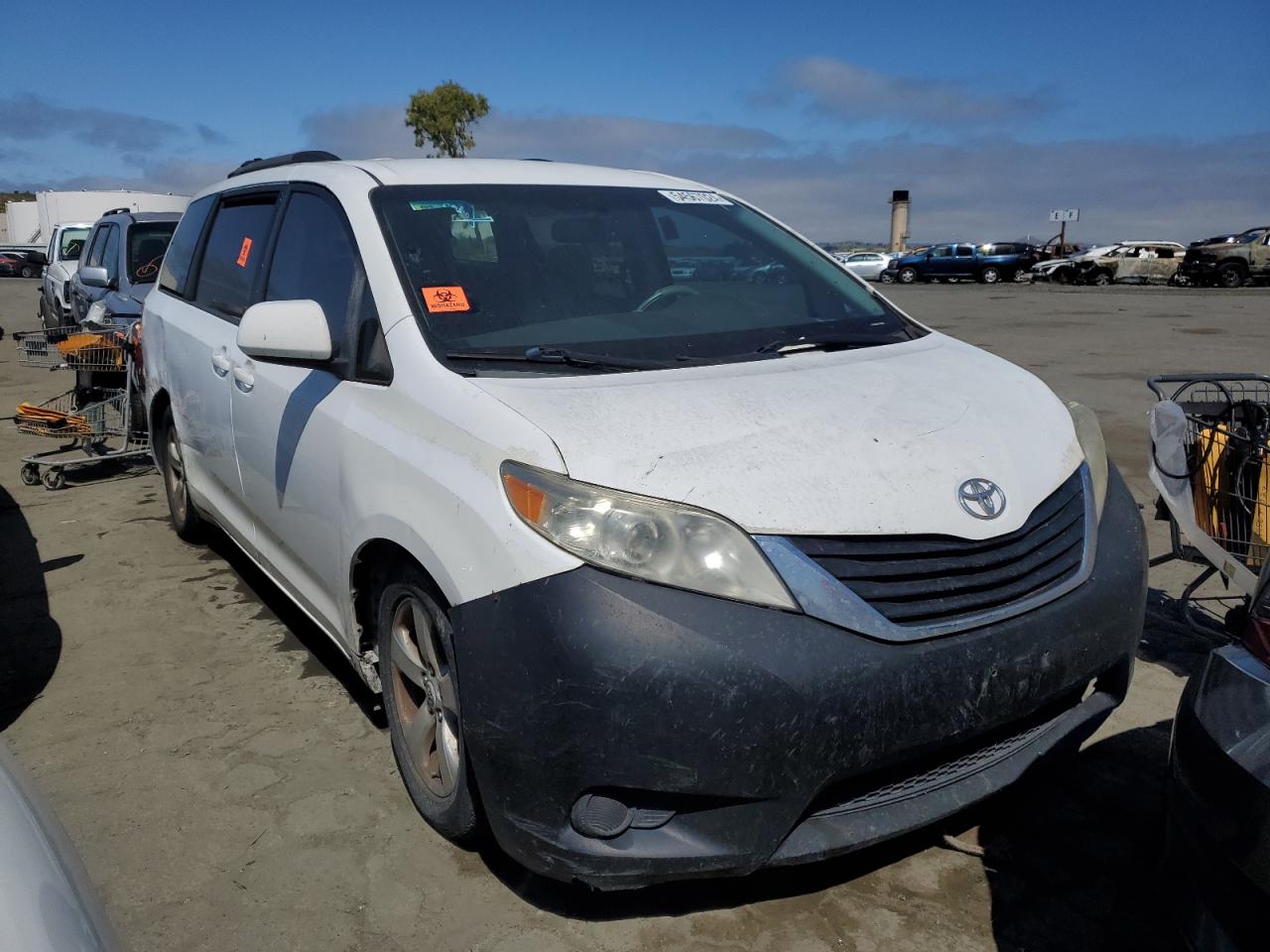 5TDKK3DC7BS142659 2011 Toyota Sienna Le