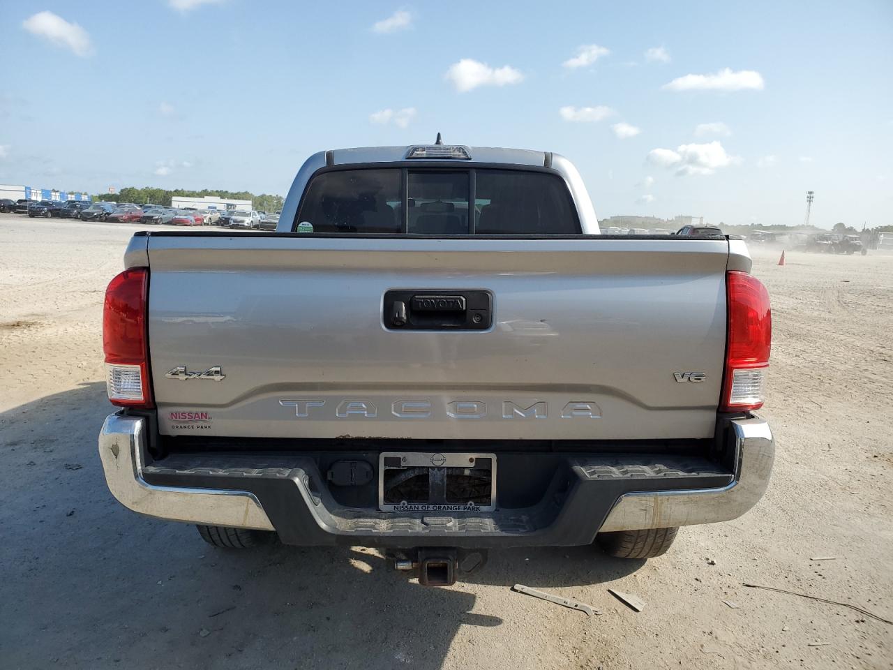 5TFCZ5ANXHX108669 TOYOTA TACOMA 2017