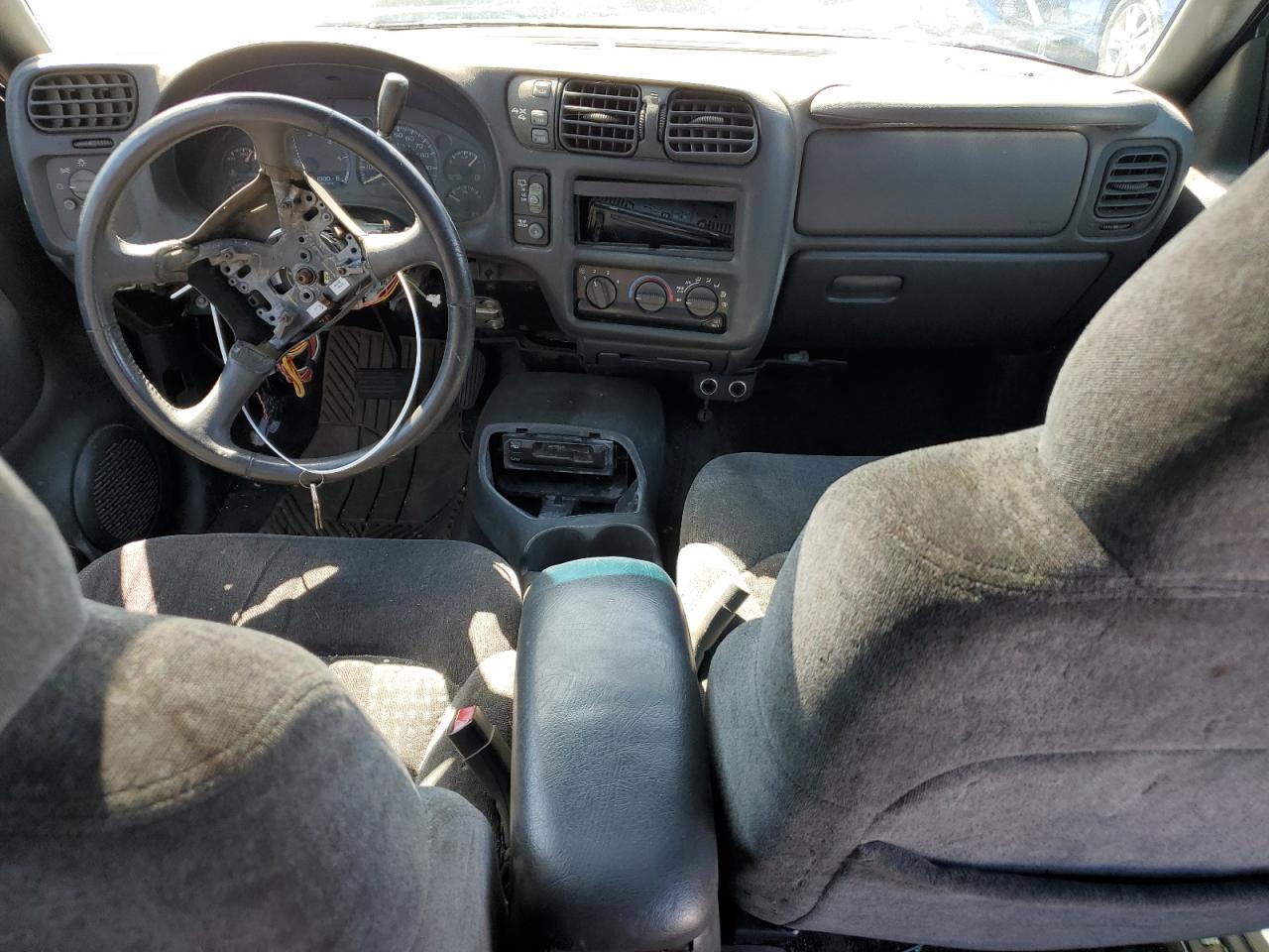 1GNDT13W1XK132382 1999 Chevrolet Blazer