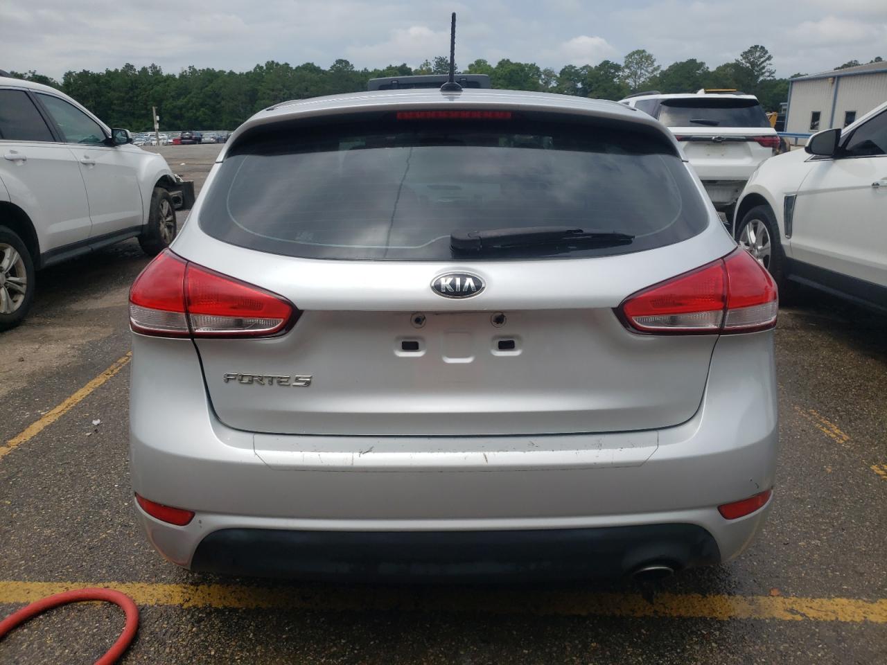 KNAFK5A89H5720138 2017 Kia Forte Lx