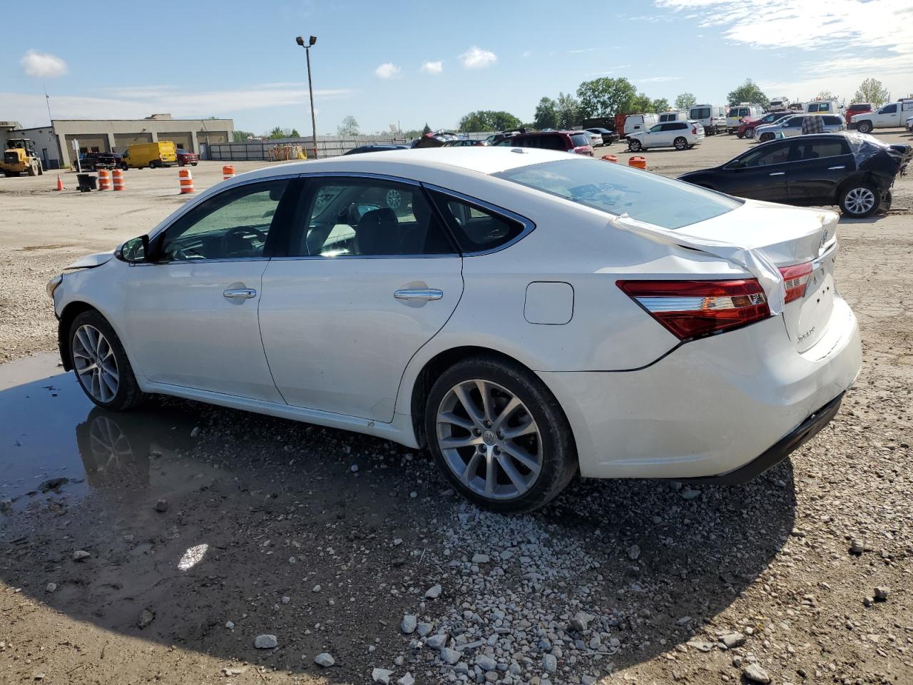 4T1BK1EB0EU126132 2014 Toyota Avalon Base