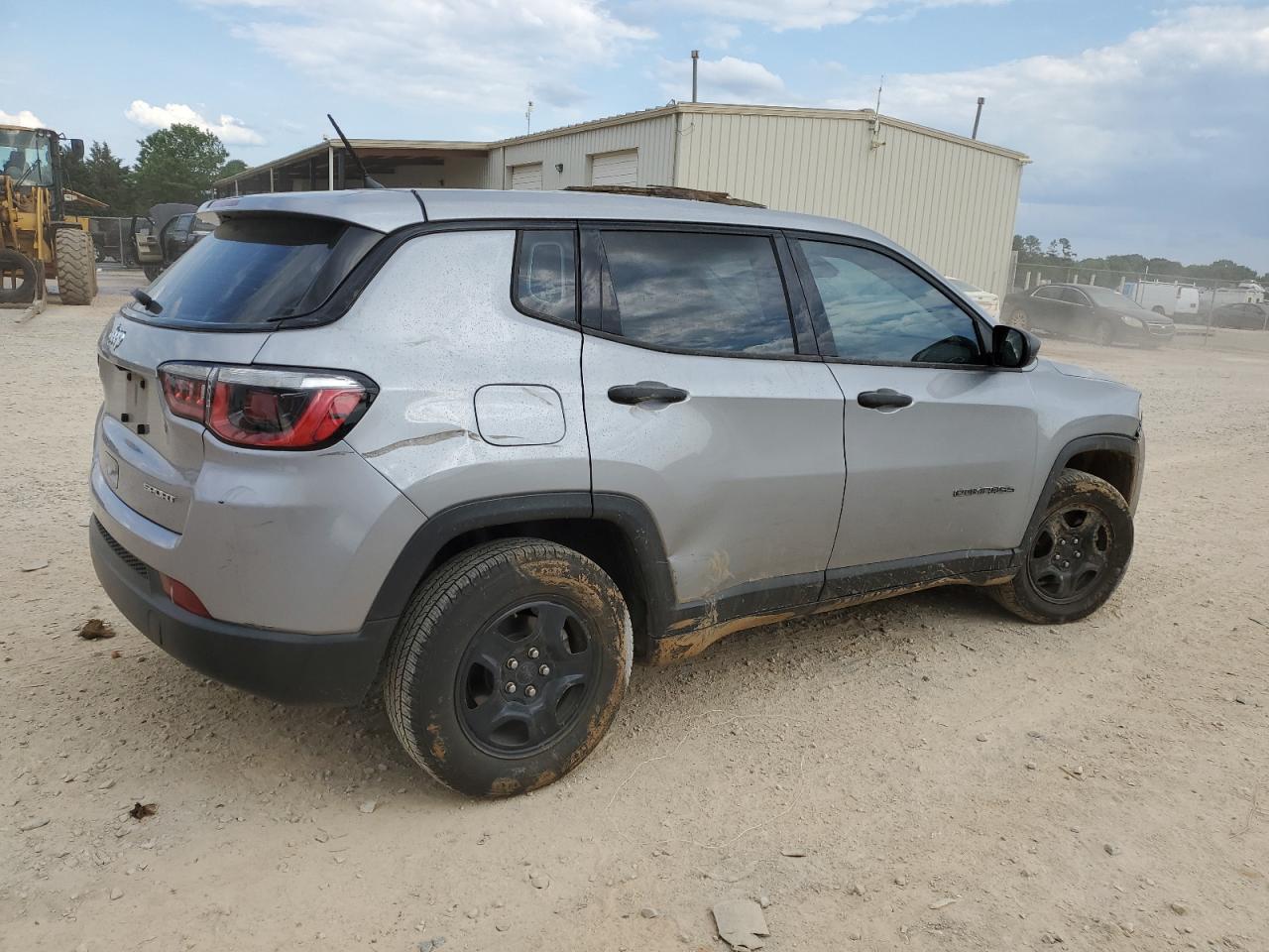 3C4NJCAB3JT227773 2018 Jeep Compass Sport