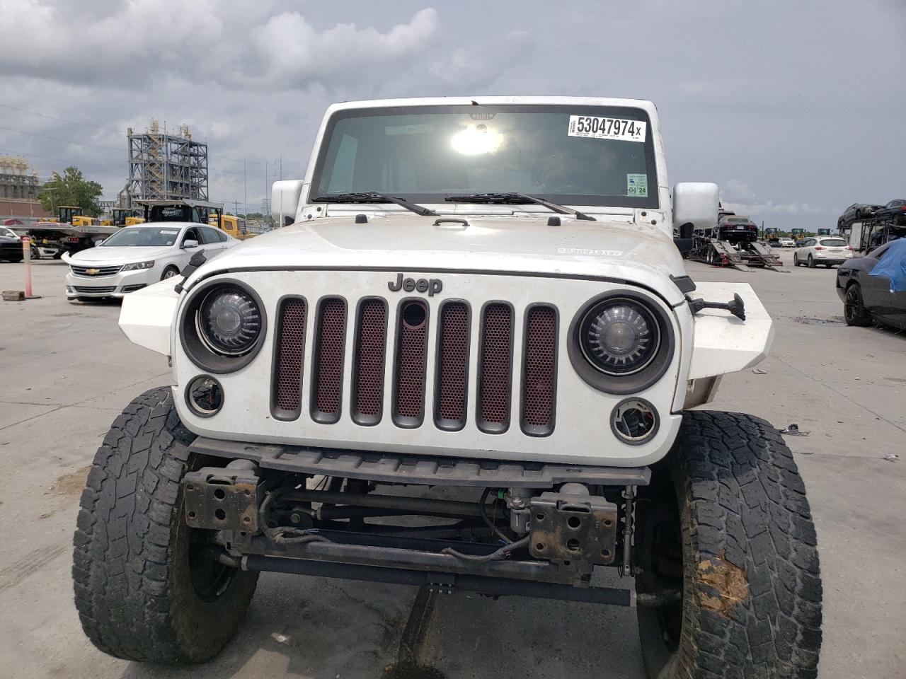 1C4HJWEG2JL929034 2018 Jeep Wrangler Unlimited Sahara