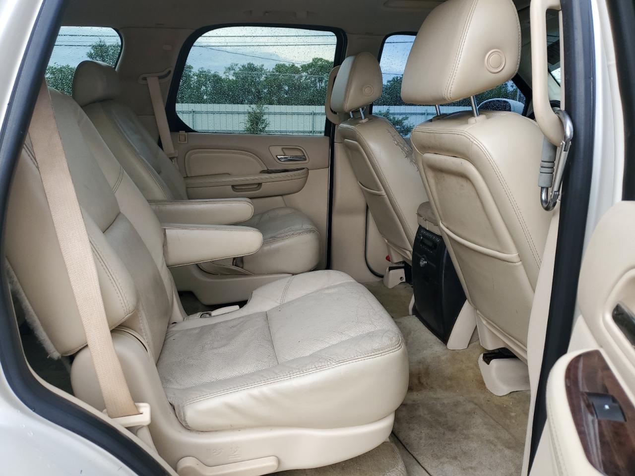 1GYEC638X7R314918 2007 Cadillac Escalade Luxury