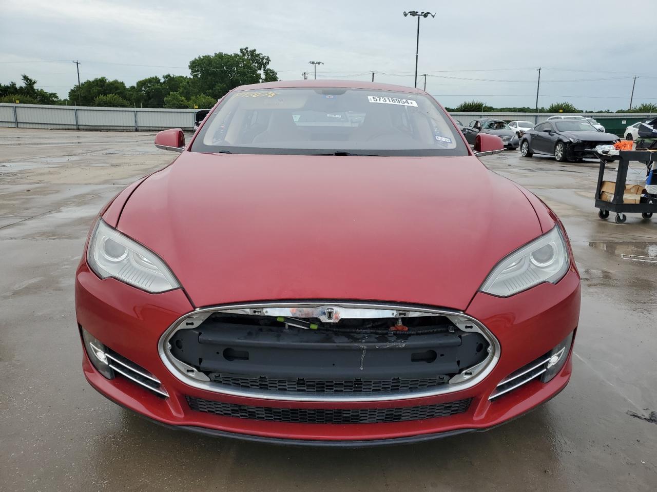 2013 Tesla Model S vin: 5YJSA1CN5DFP13678