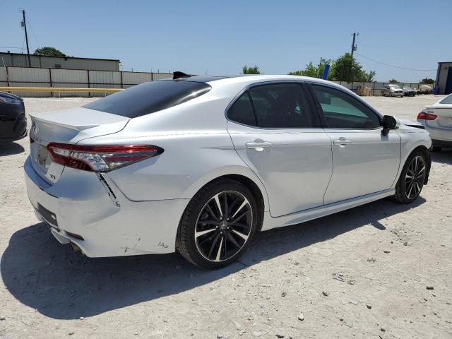 VIN 4T1B61HK6KU686216 2019 Toyota Camry, Xse no.3