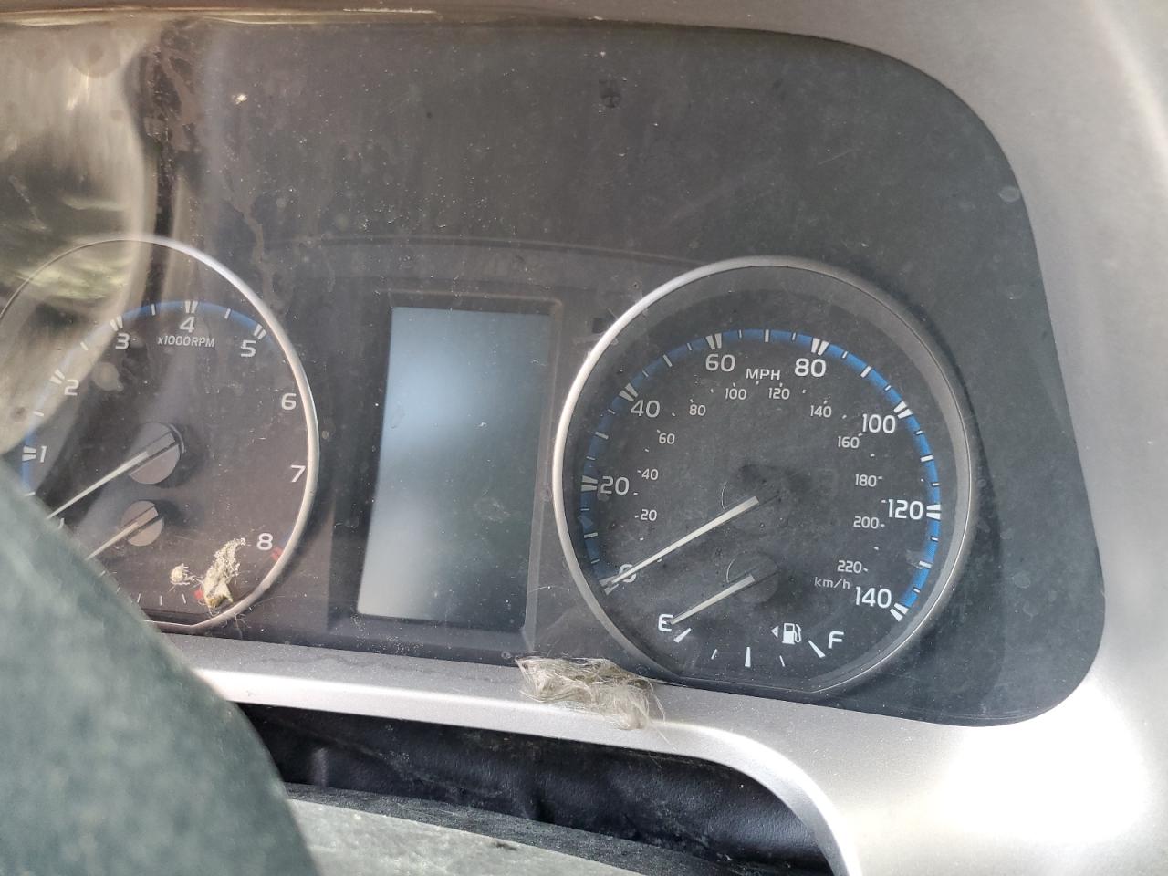 JTMZFREV8HJ136087 2017 Toyota Rav4 Le