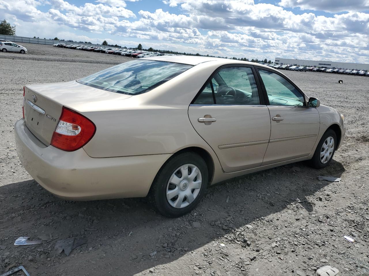 4T1BE32K52U053472 2002 Toyota Camry Le