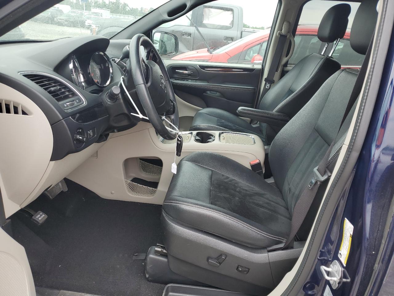 2C4RDGCG6HR673891 2017 Dodge Grand Caravan Sxt