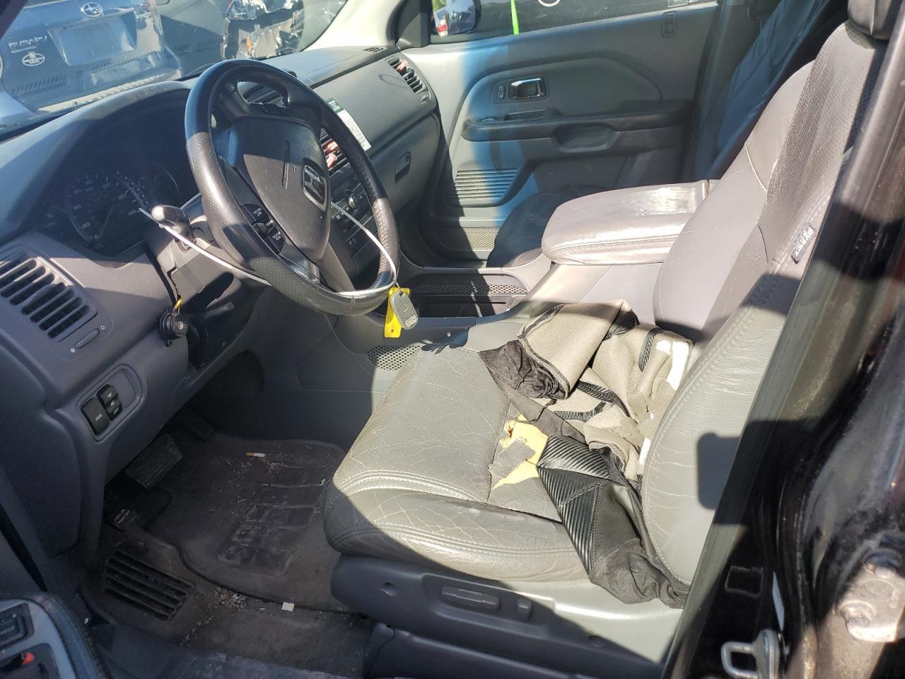 2HKYF18643H612404 2003 Honda Pilot Exl