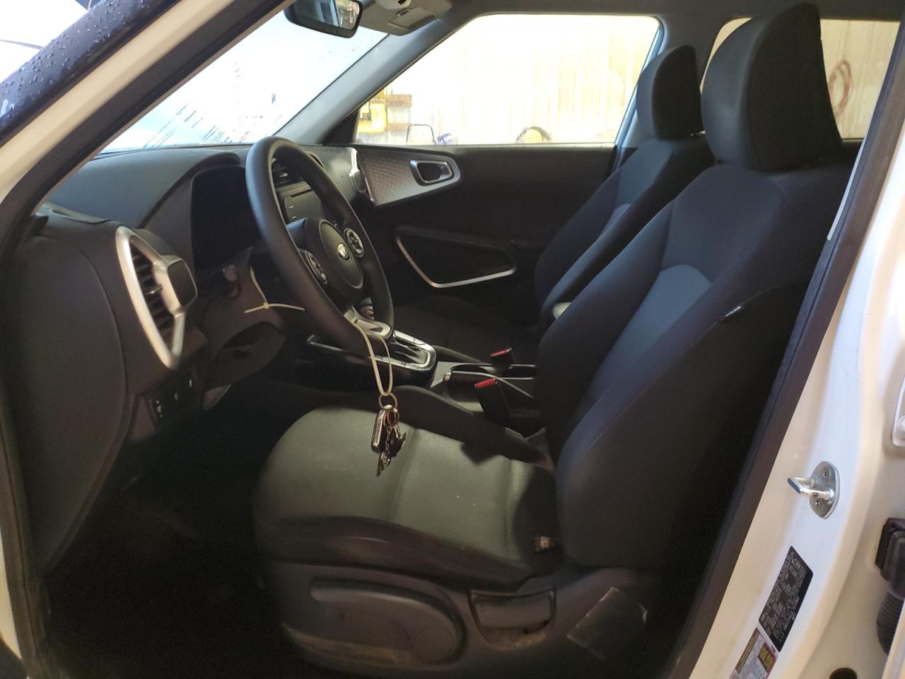 KNDJ23AU1L7120869 2020 Kia Soul Lx