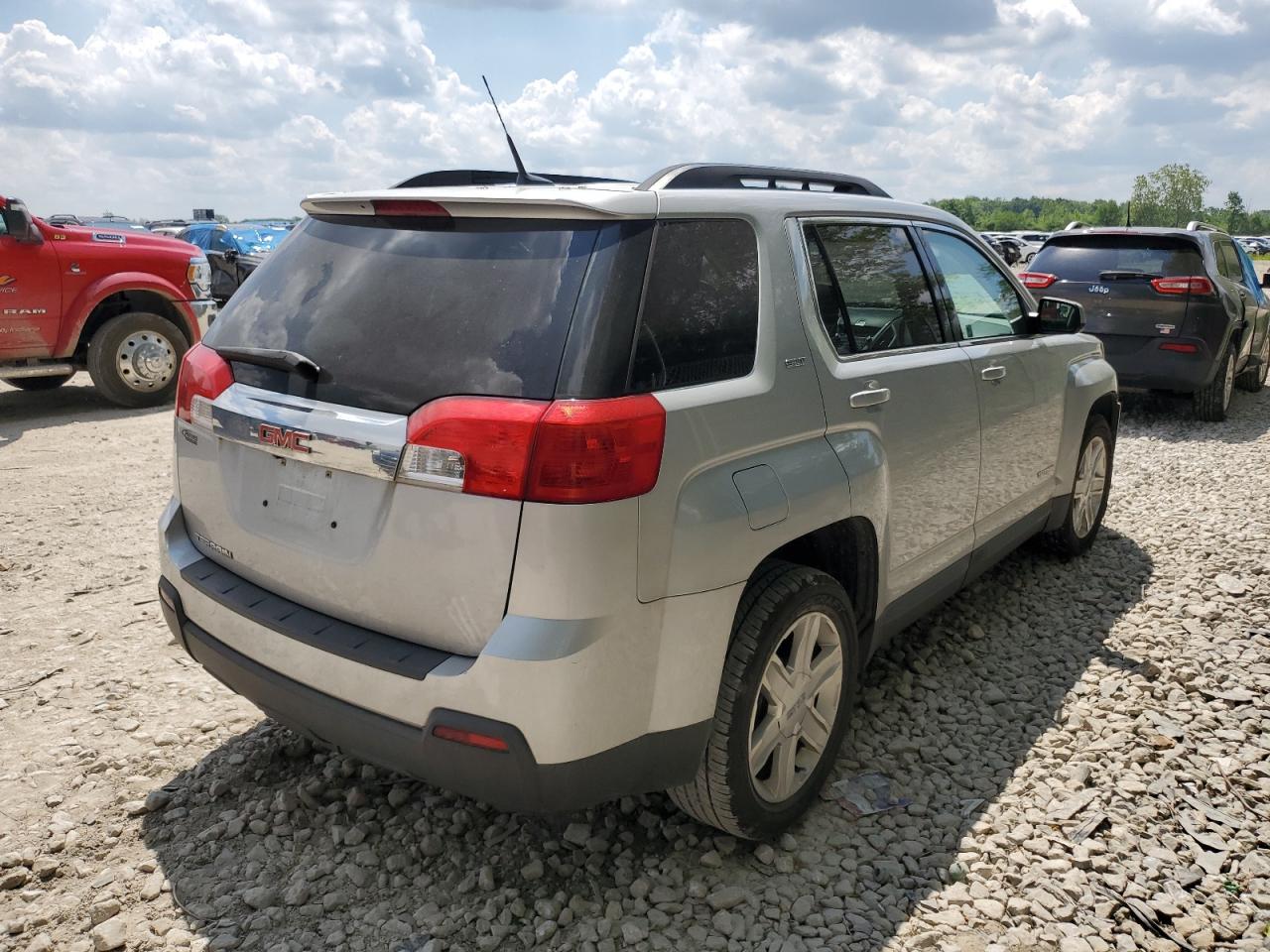 2CTALUEC8B6221821 2011 GMC Terrain Slt