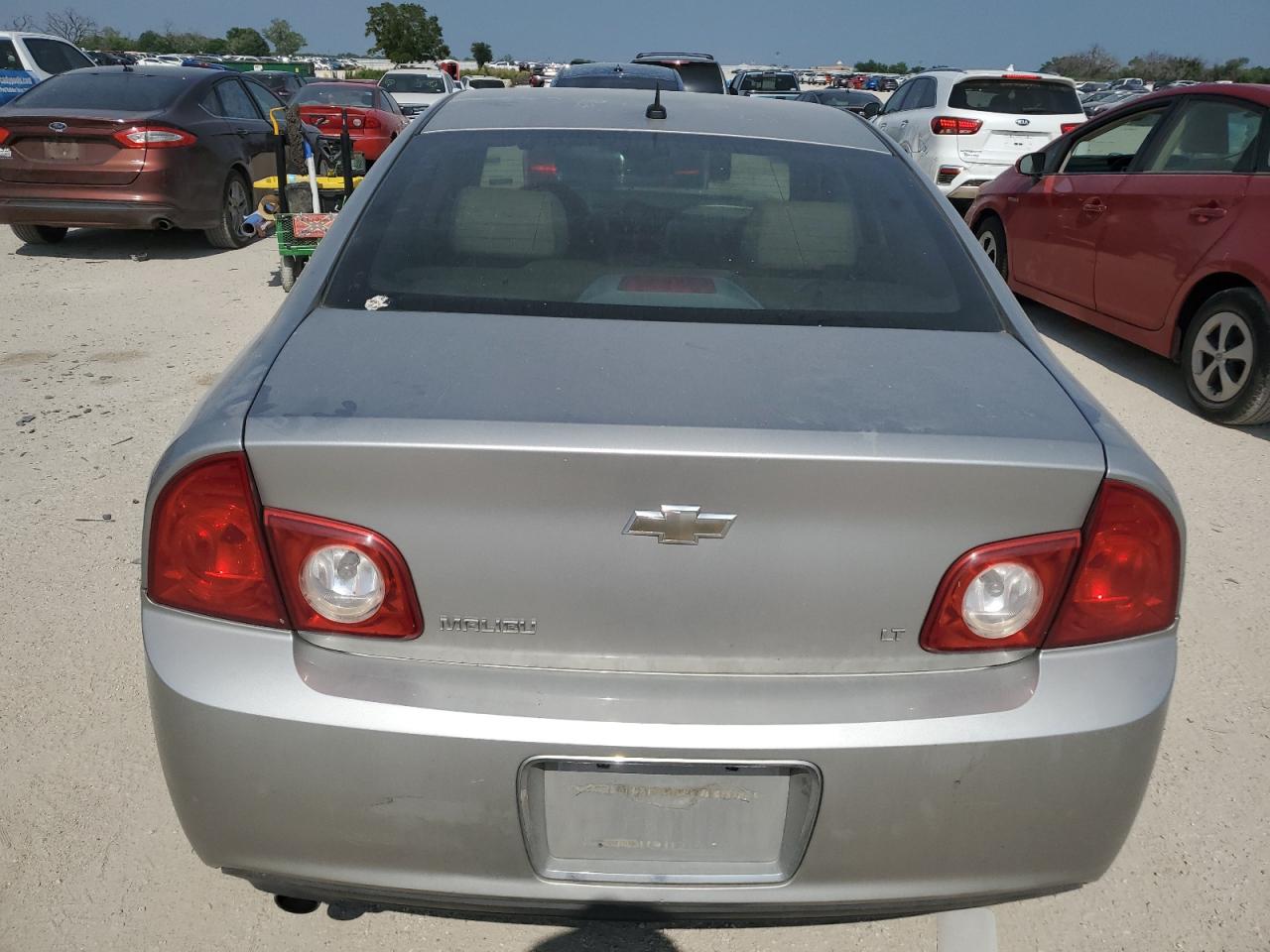 1G1ZJ57B88F219749 2008 Chevrolet Malibu 2Lt