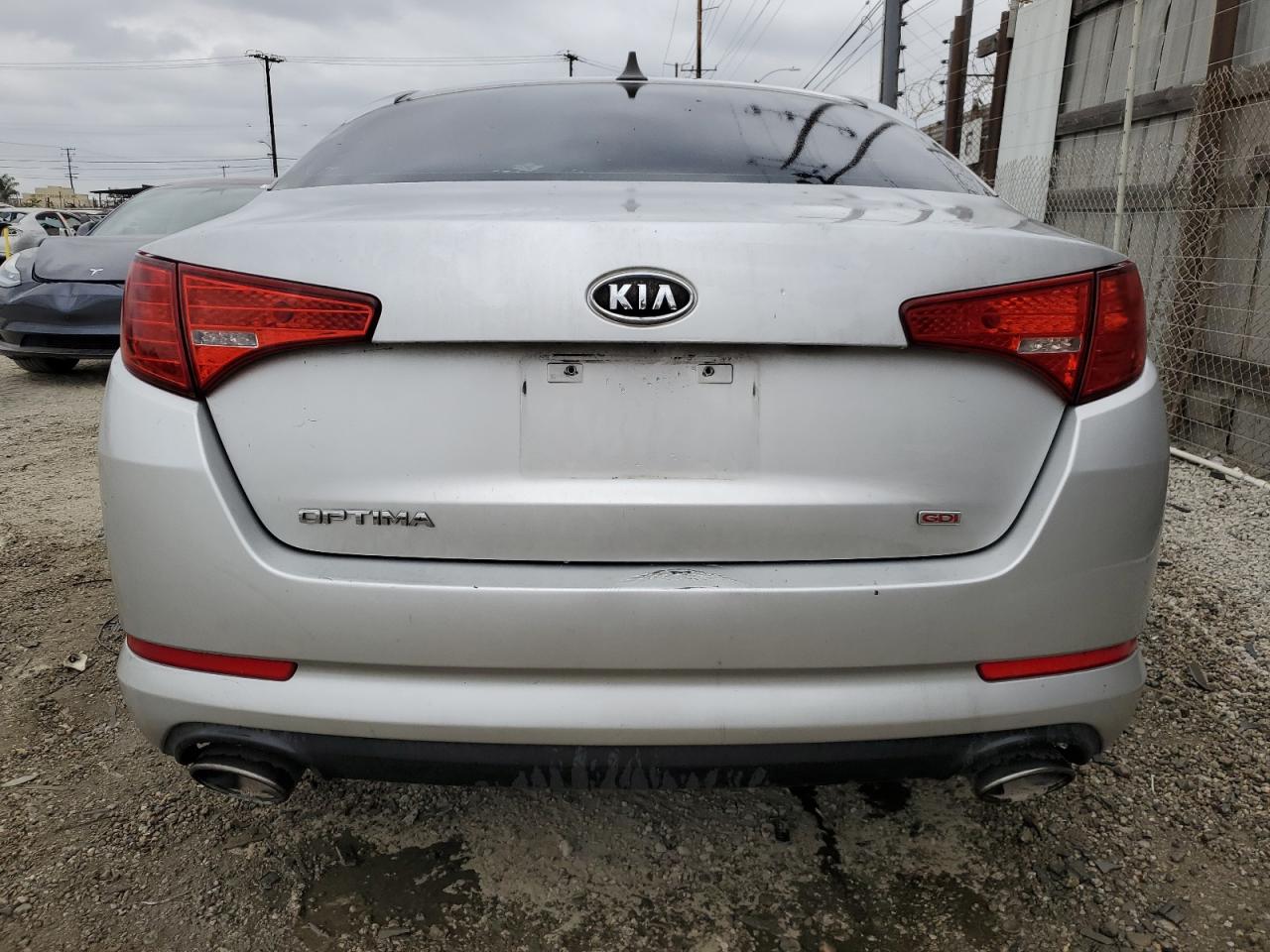 KNAGM4A75B5109384 2011 Kia Optima Lx