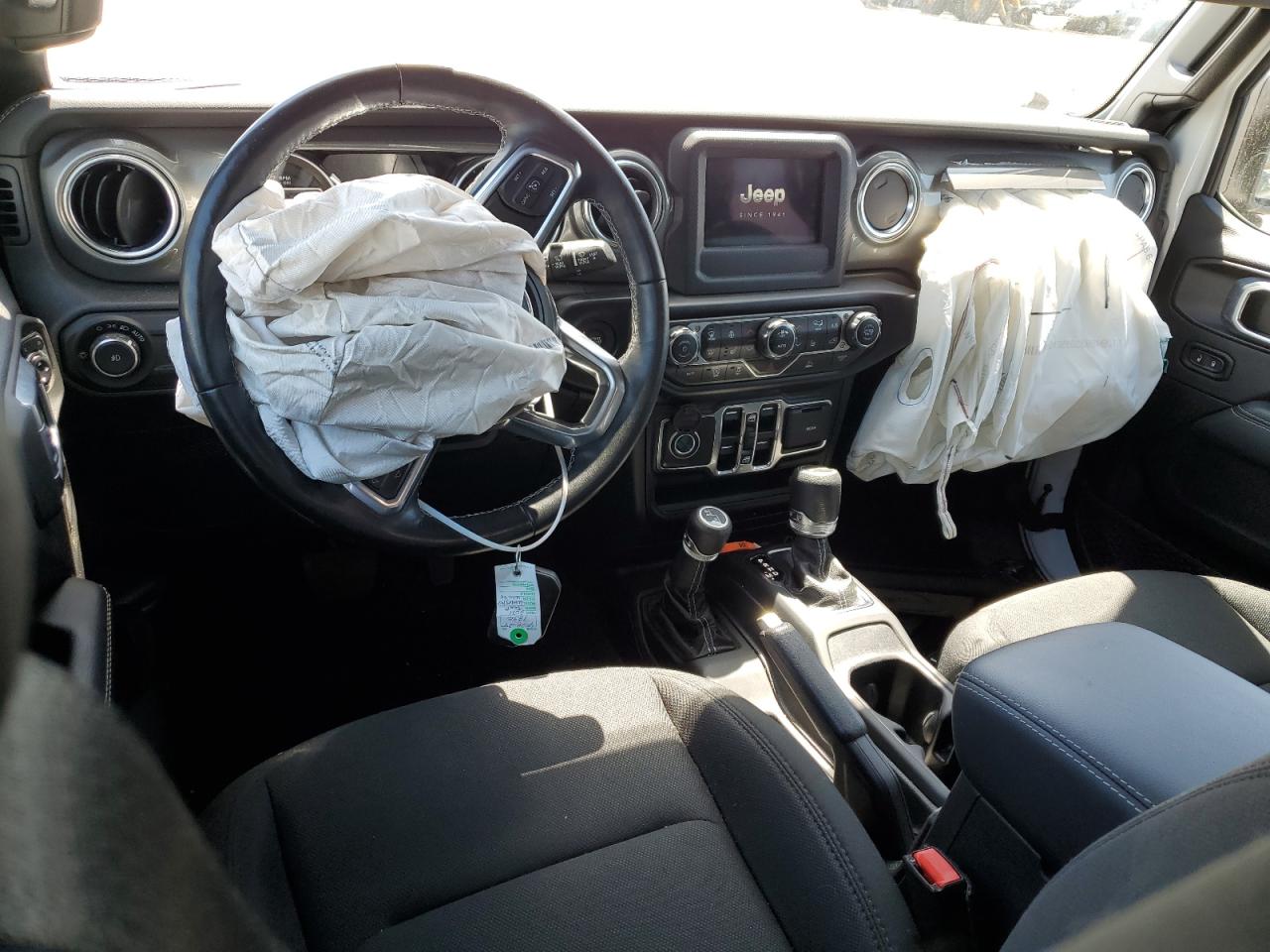 1C4HJXEN5MW767830 2021 Jeep Wrangler Unlimited Sahara