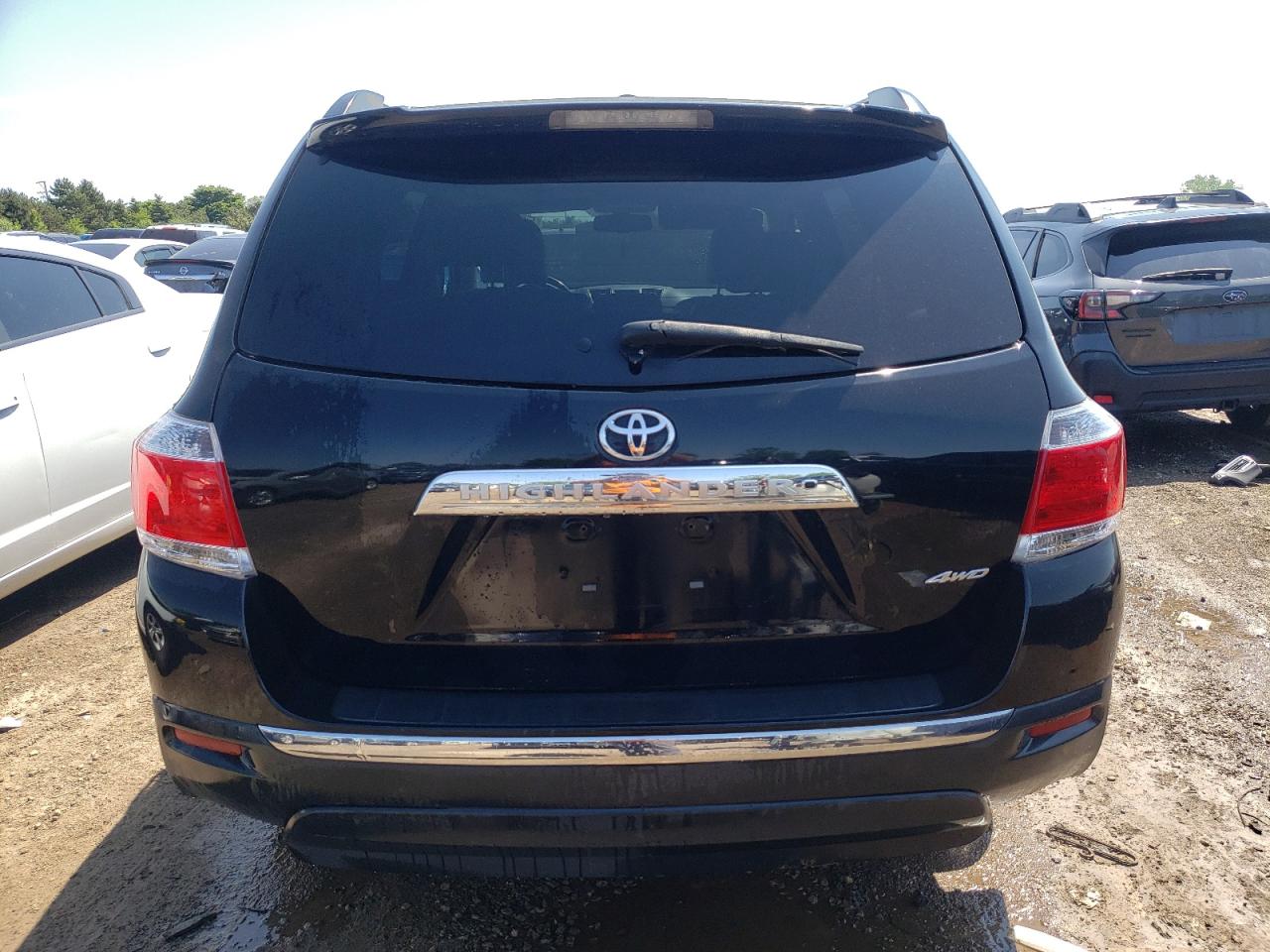 5TDDK3EHXBS061965 2011 Toyota Highlander Limited
