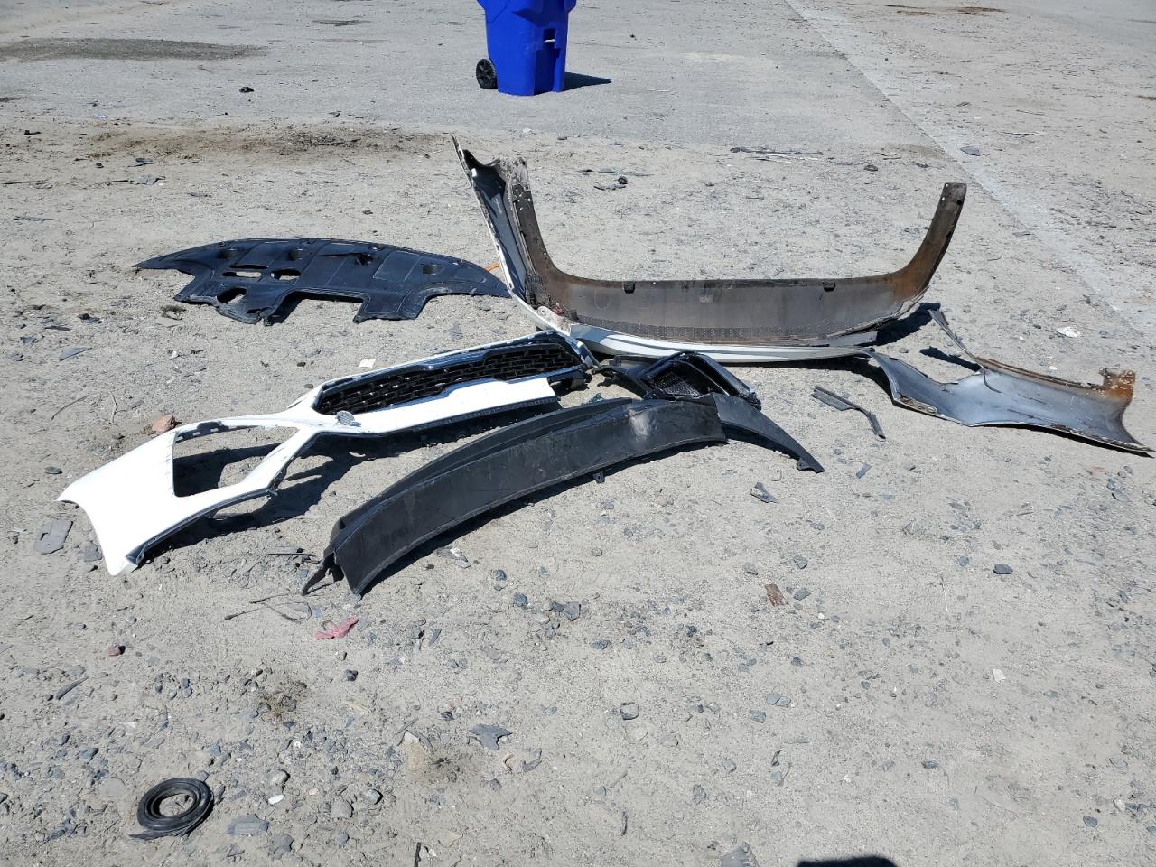 3KPF24AD1KE010494 2019 Kia Forte Fe