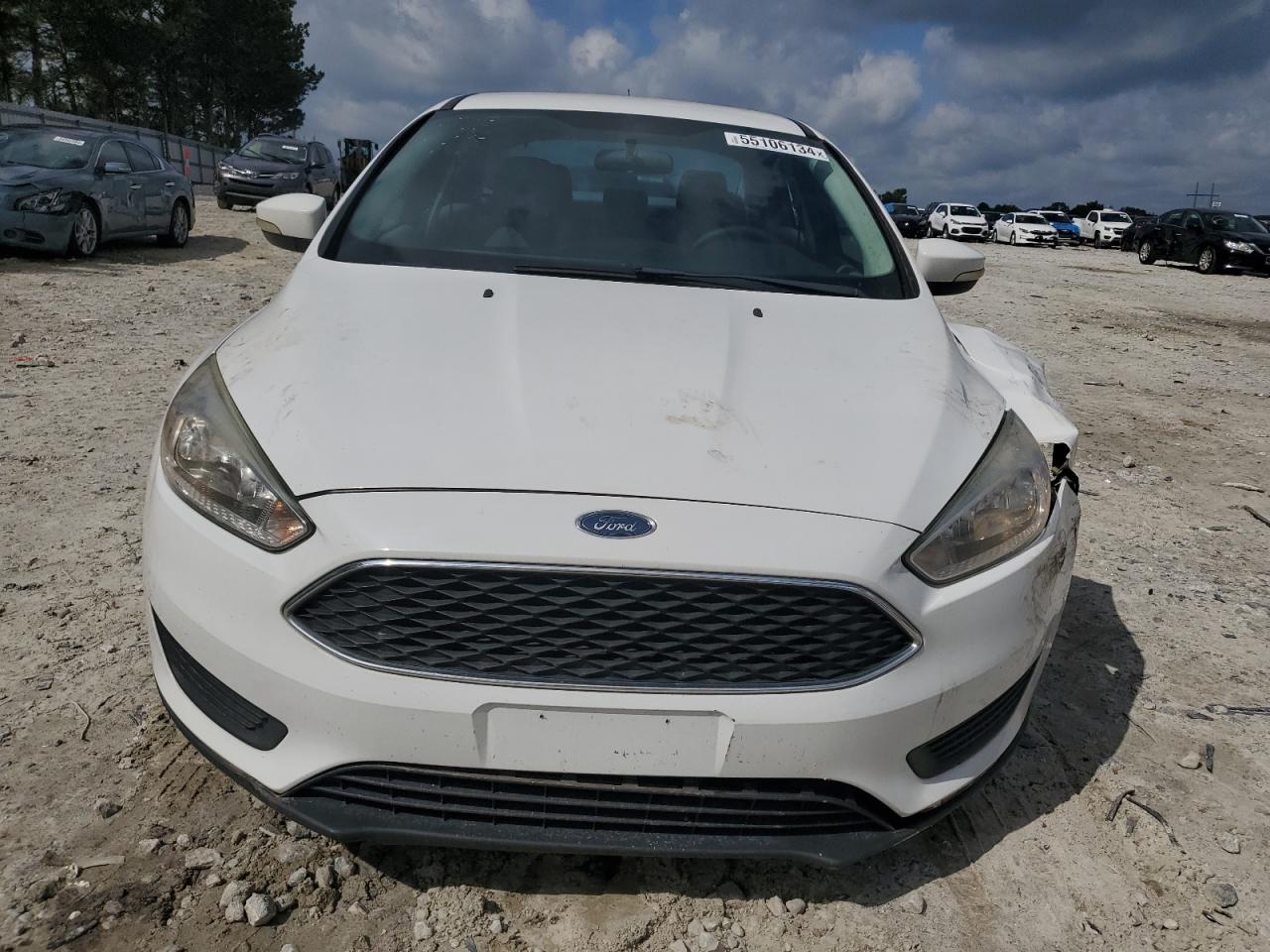 1FADP3F22HL221042 2017 Ford Focus Se