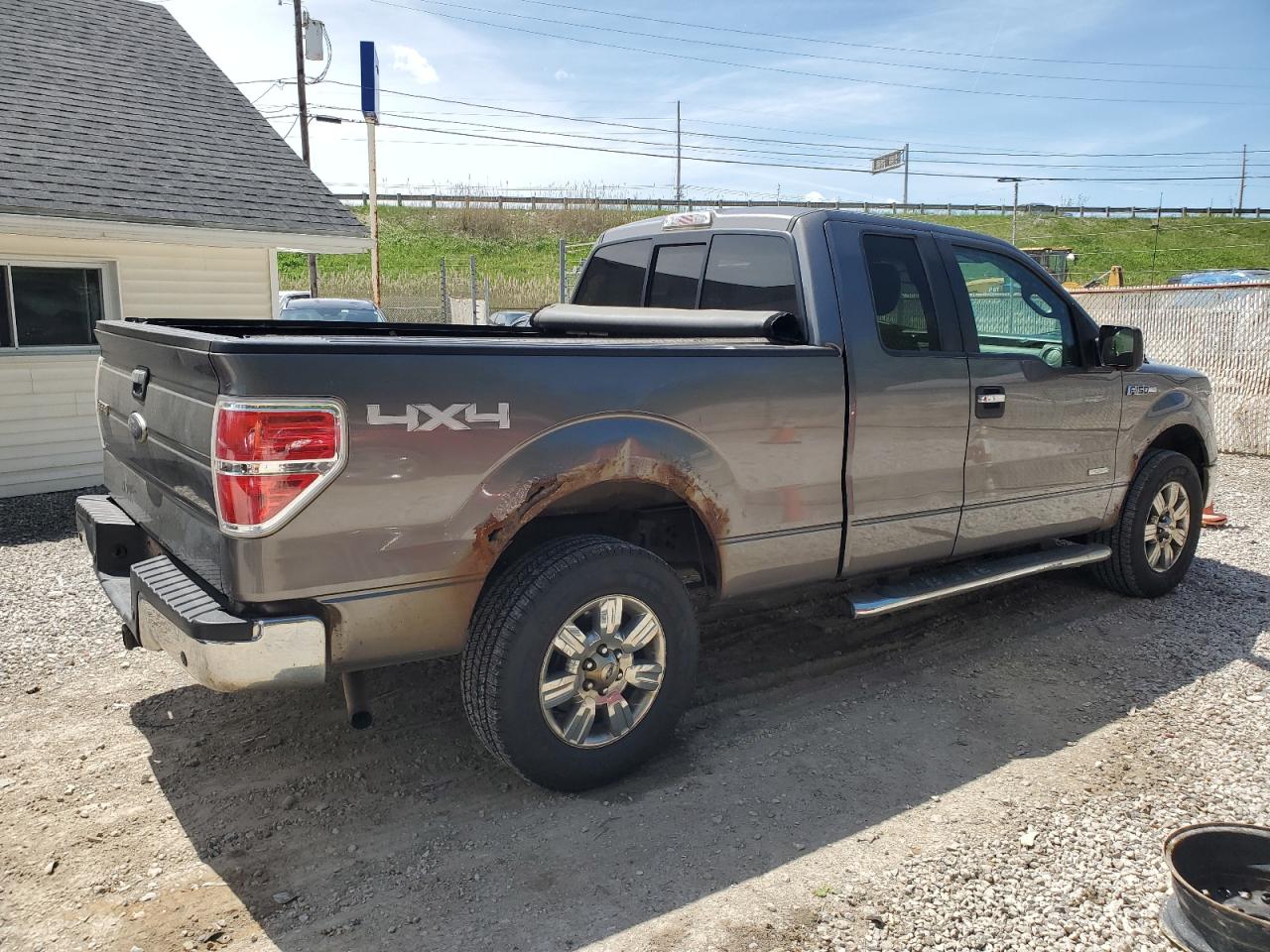 2012 Ford F150 Super Cab vin: 1FTFX1ET4CFC52219