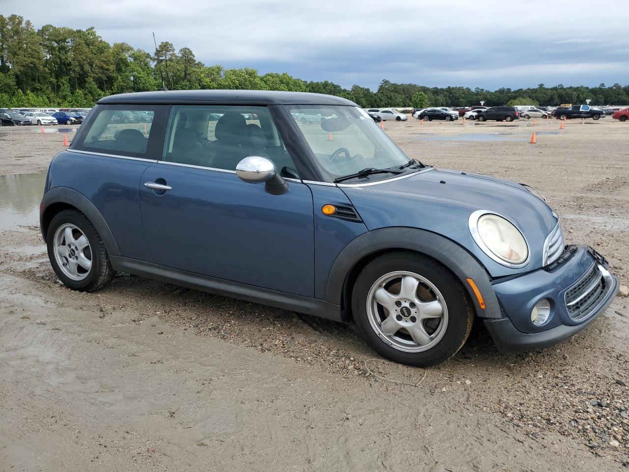 WMWSU3C5XBTX96826 2011 Mini Cooper