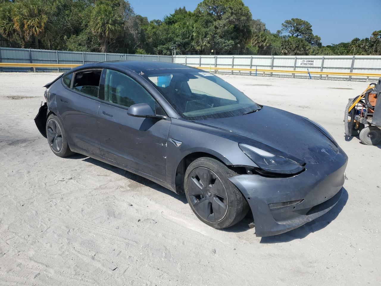 5YJ3E1EB9MF093137 2021 Tesla Model 3