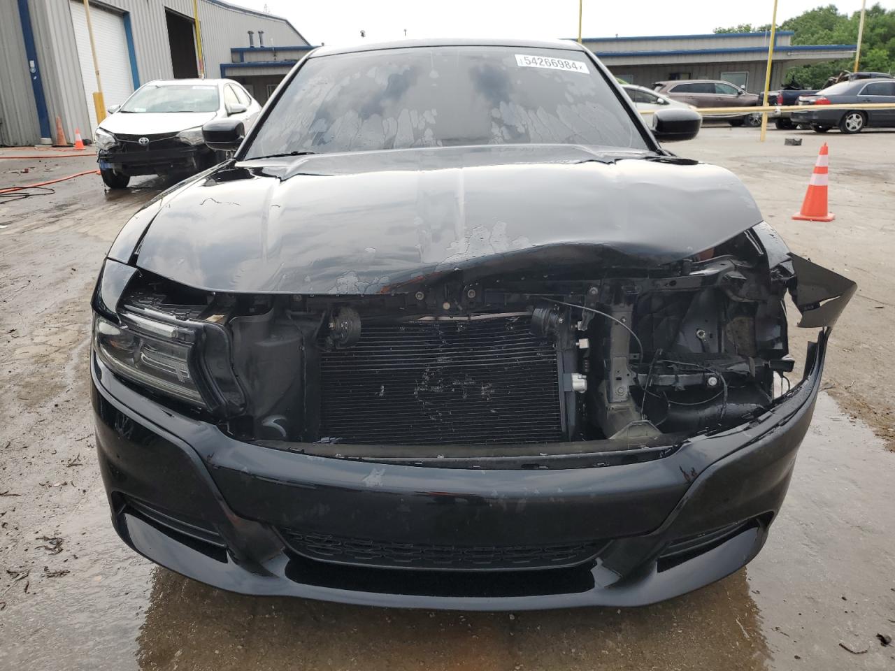 2C3CDXBG4KH725334 2019 Dodge Charger Sxt