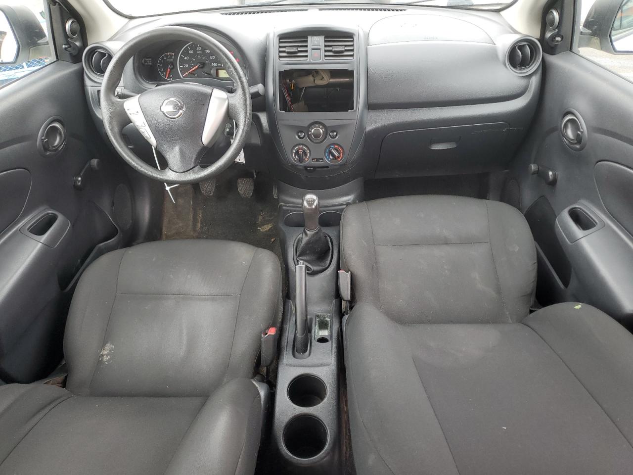 2015 Nissan Versa S vin: 3N1CN7AP6FL900290