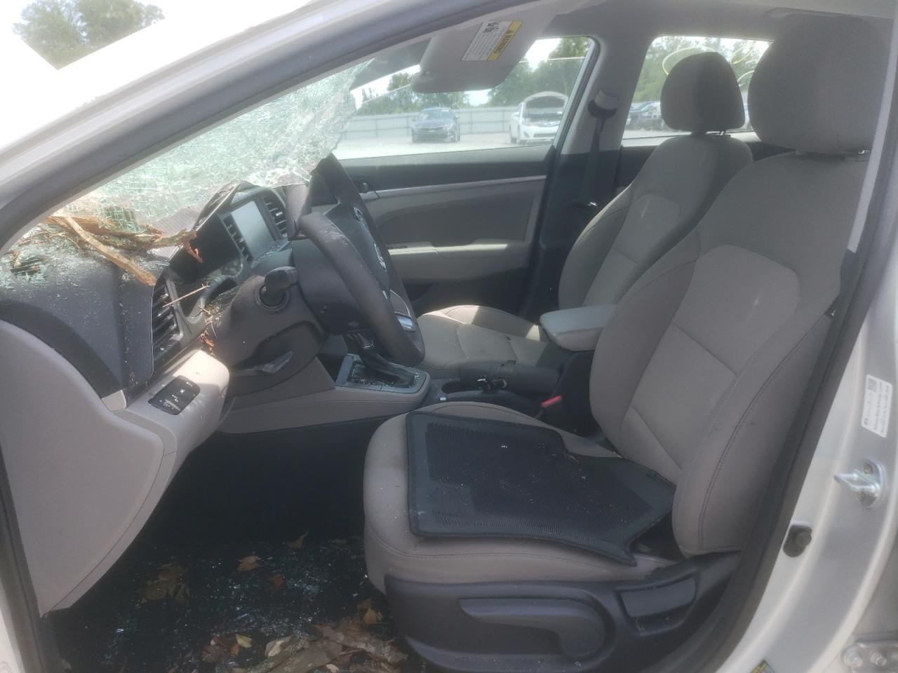 5NPD84LF6KH490418 2019 Hyundai Elantra Sel