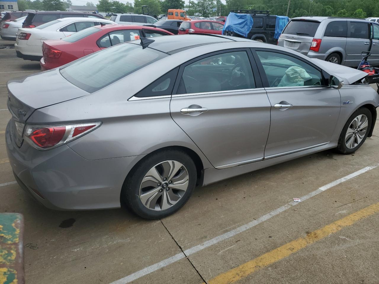 2013 Hyundai Sonata Hybrid vin: KMHEC4A48DA050890