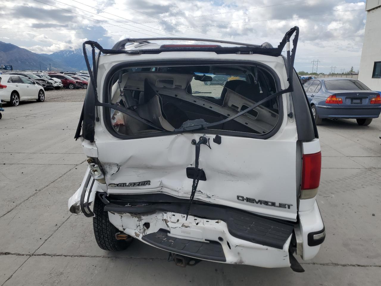 1GNDT13W1X2141843 1999 Chevrolet Blazer