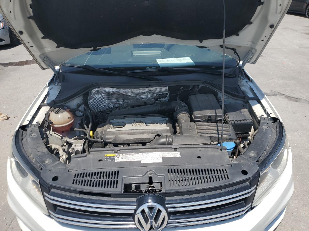 WVGAV7AXXGW601915 2016 Volkswagen Tiguan S