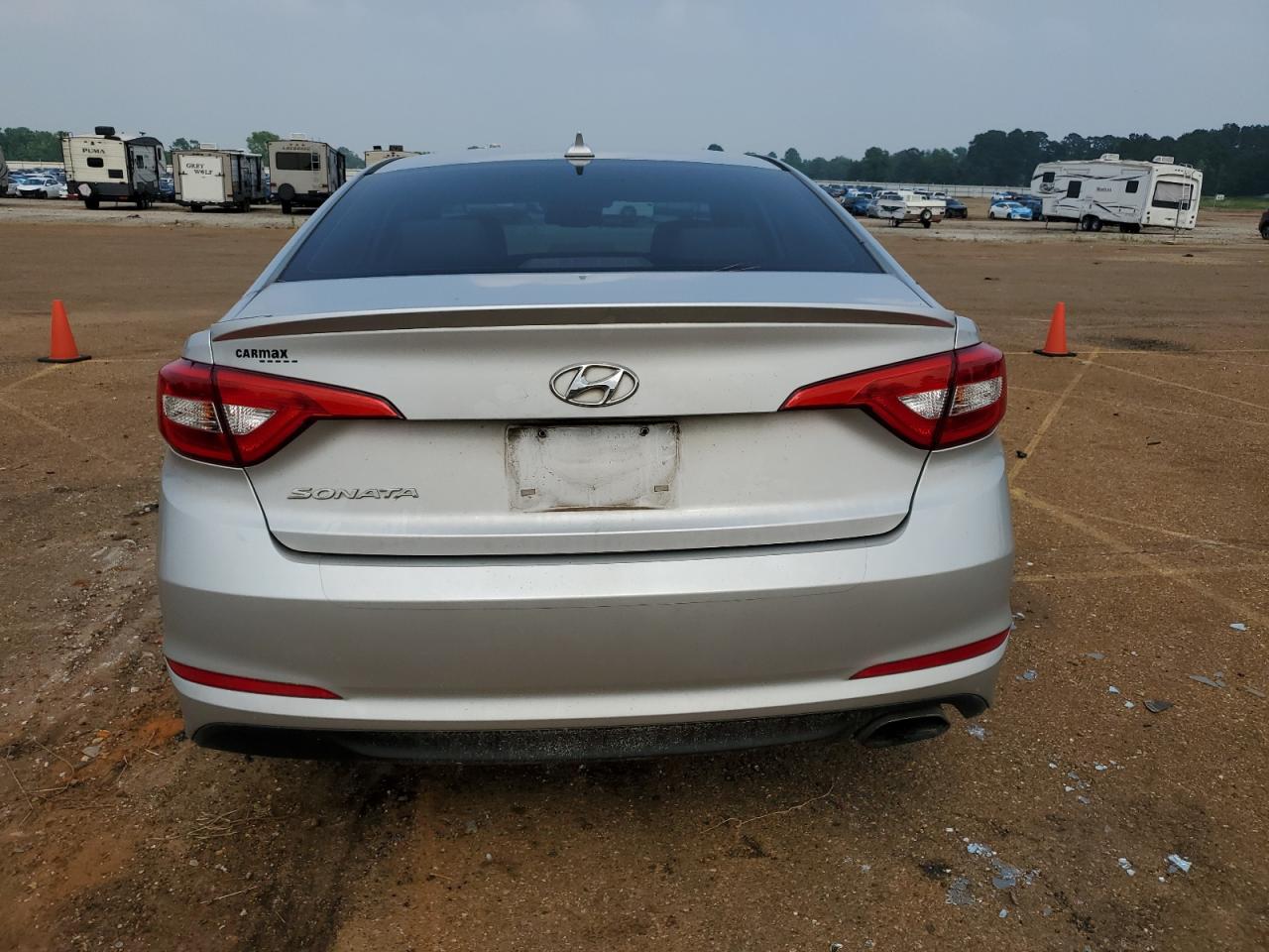 5NPE24AF9FH236877 2015 Hyundai Sonata Se