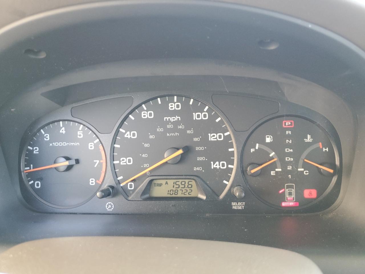 1HGCG5640WA267577 1998 Honda Accord Lx