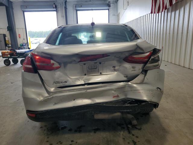 2018 Ford Focus Se VIN: 1FADP3F24JL208590 Lot: 53989224